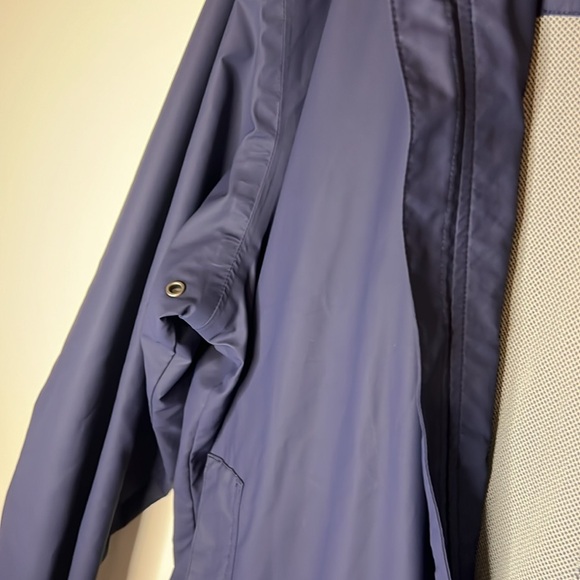 Men’s navy large rain jacket - Picture 4 of 14